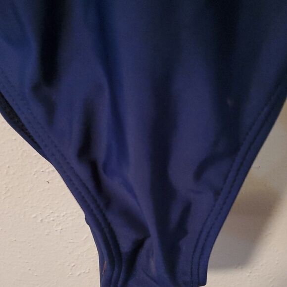 ANavy Ruffled One-Piece Swimsuit - Picture 4 of 6